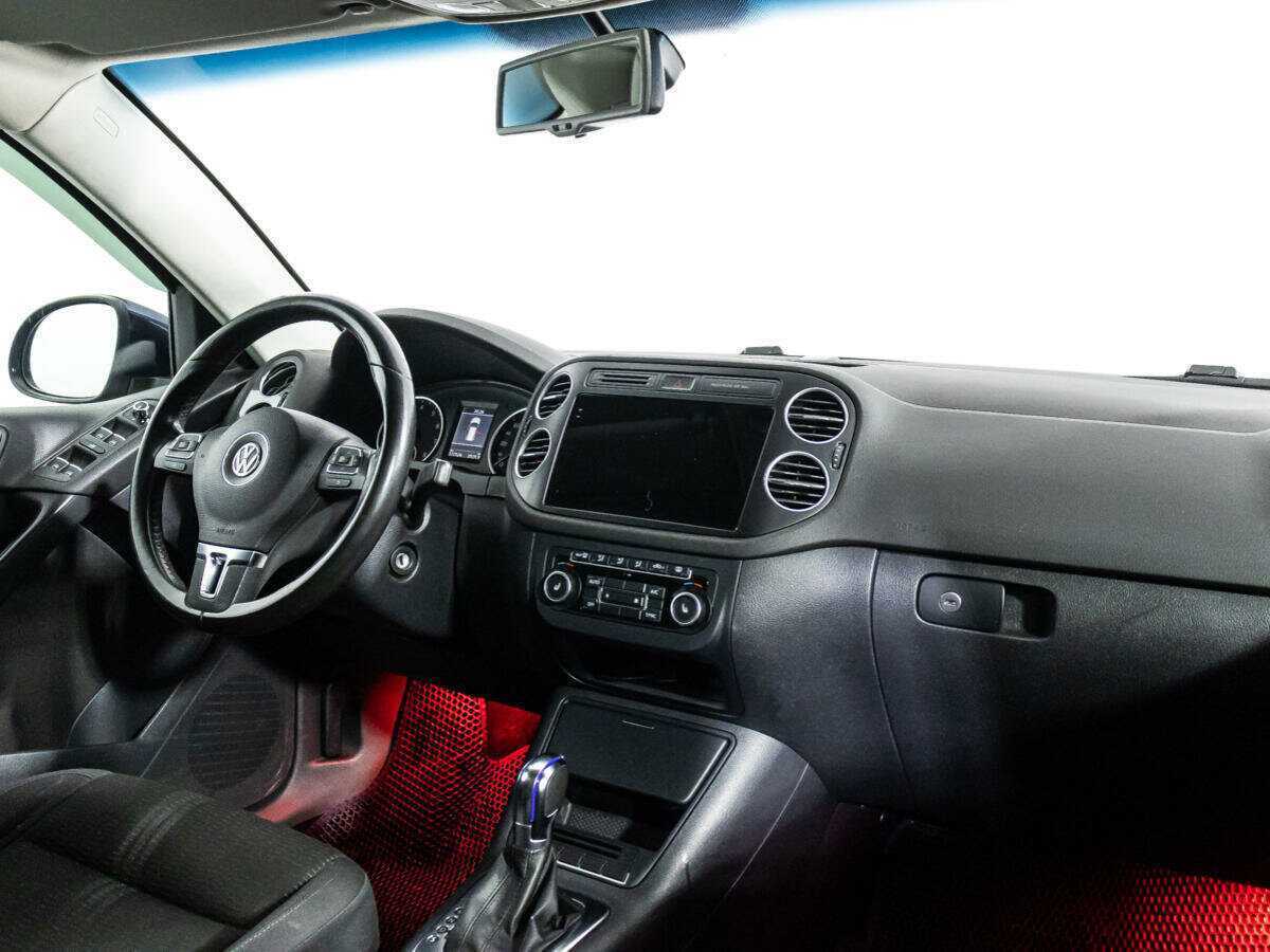 Volkswagen Tiguan, 2012 - Фото №8