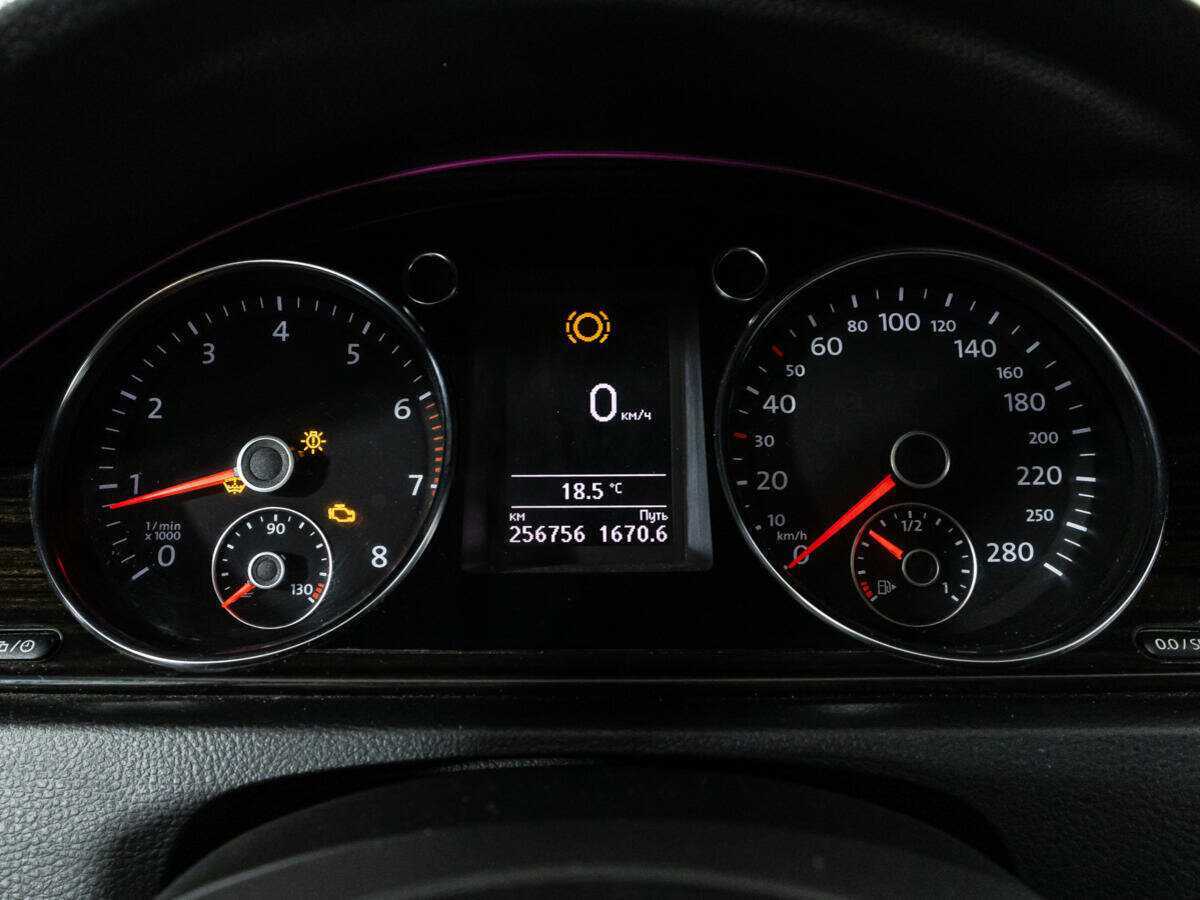 Volkswagen Passat CC, 2013 - Фото №11