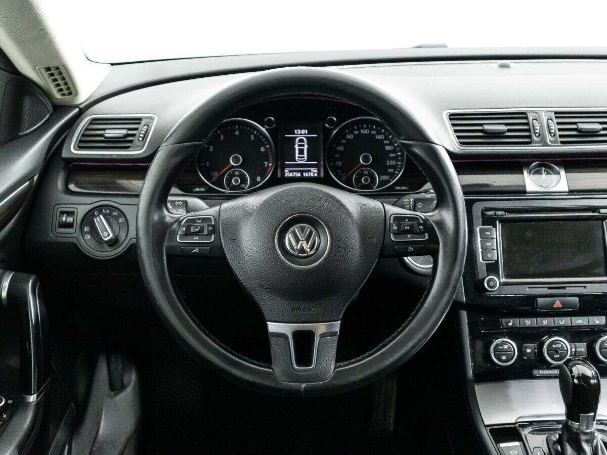 Volkswagen Passat CC, 2013 - Фото №16