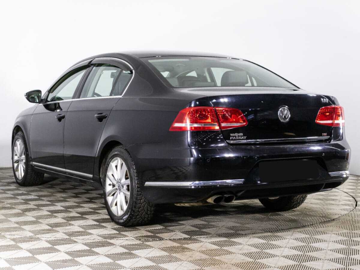 Volkswagen Passat, 2012 - Фото №6