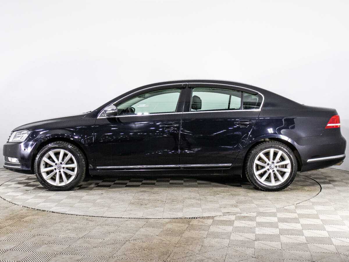 Volkswagen Passat, 2012 - Фото №7