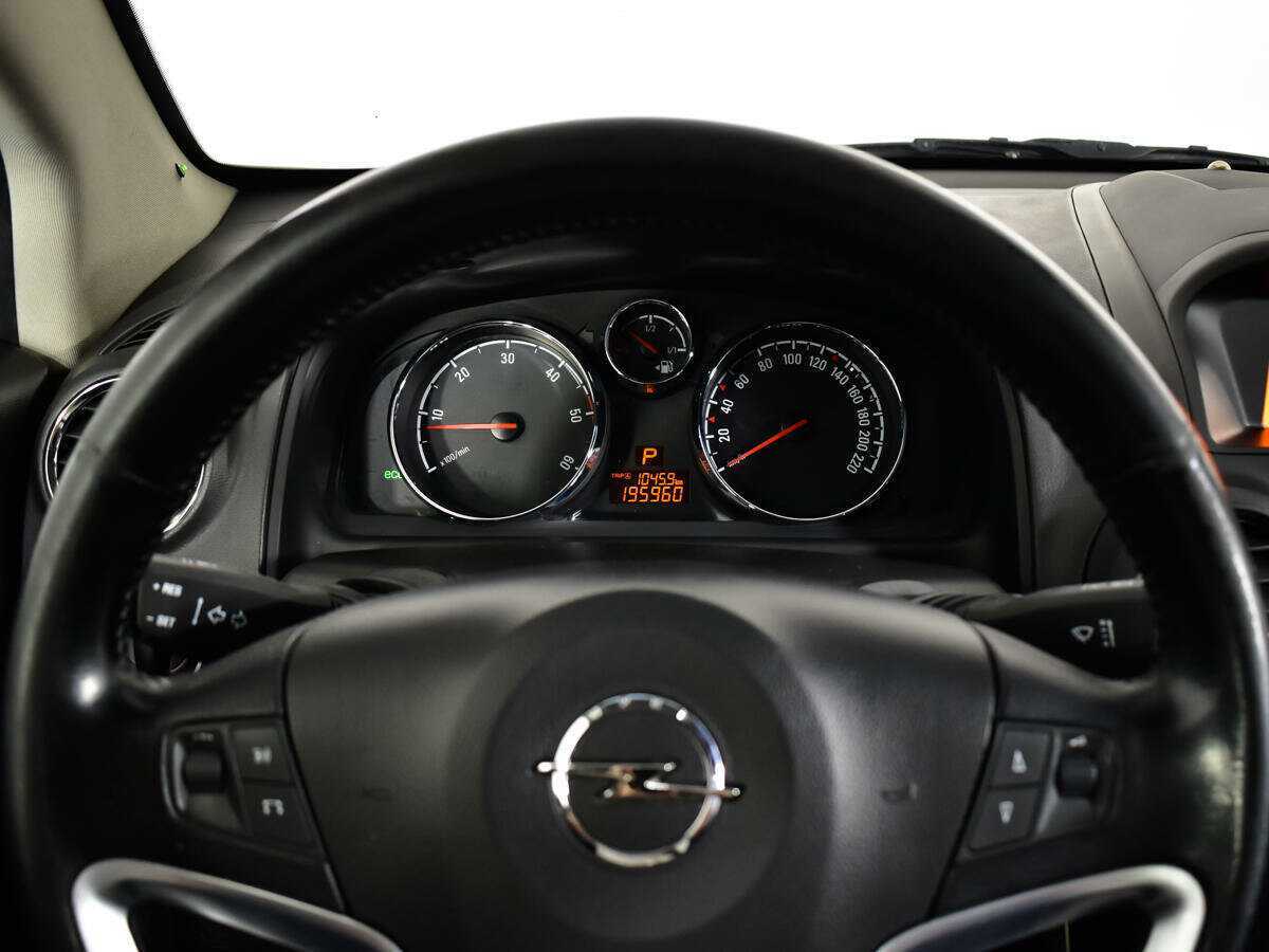 Opel Antara, 2012 - Фото №10