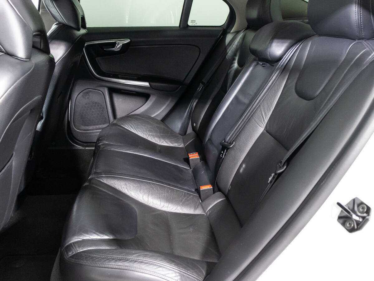 Volvo S60, 2012 - Фото №9