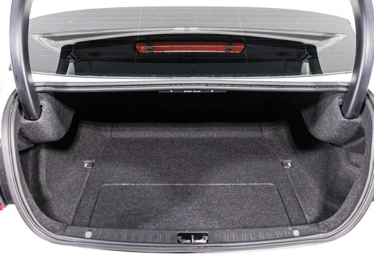 Volvo S60, 2012 - Фото №14