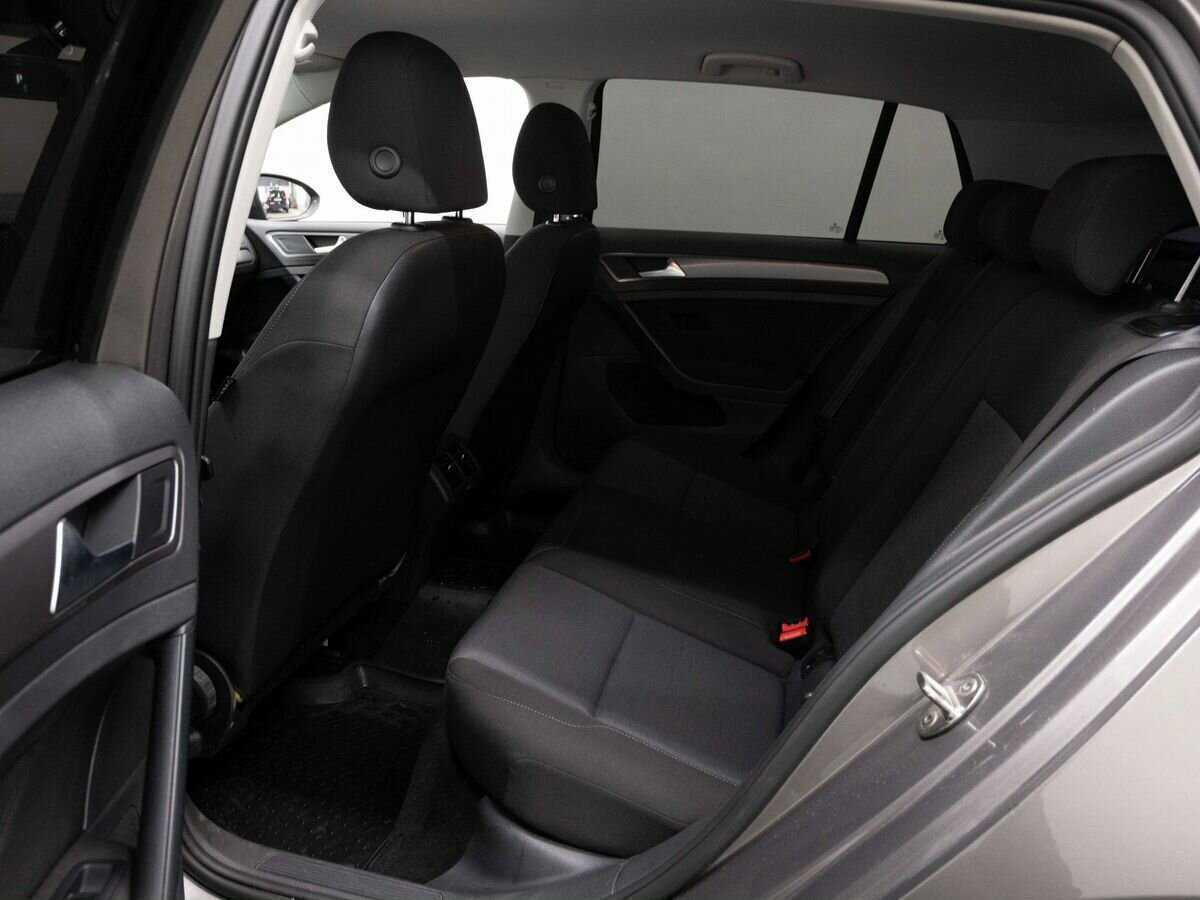 Volkswagen Golf, 2013 - Фото №10