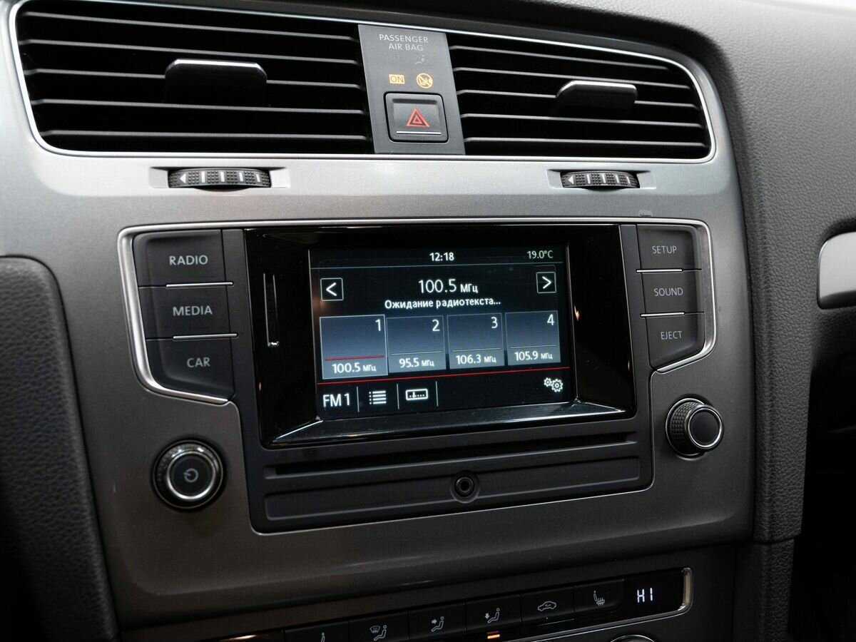 Volkswagen Golf, 2013 - Фото №19