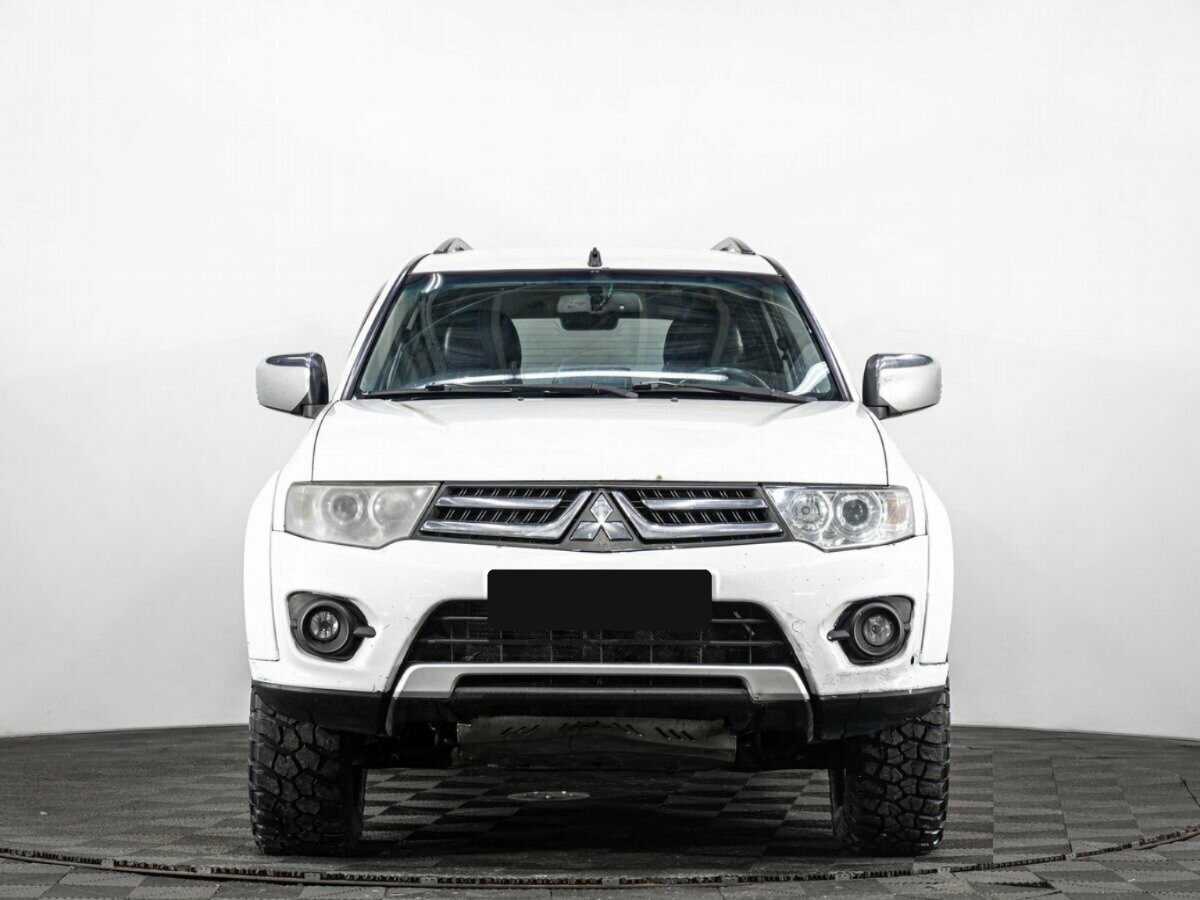 Mitsubishi Pajero Sport, 2014 - Фото №1