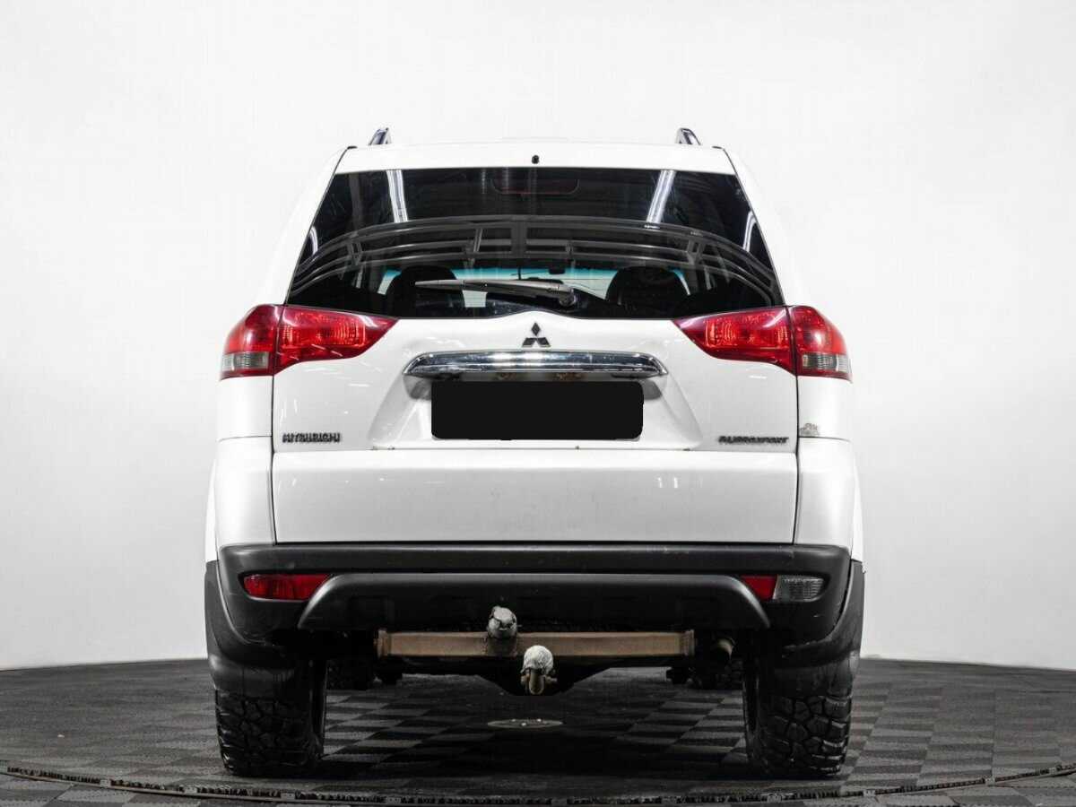 Mitsubishi Pajero Sport, 2014 - Фото №4