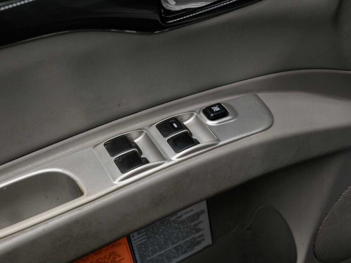 Mitsubishi Pajero Sport, 2014 - Фото №14