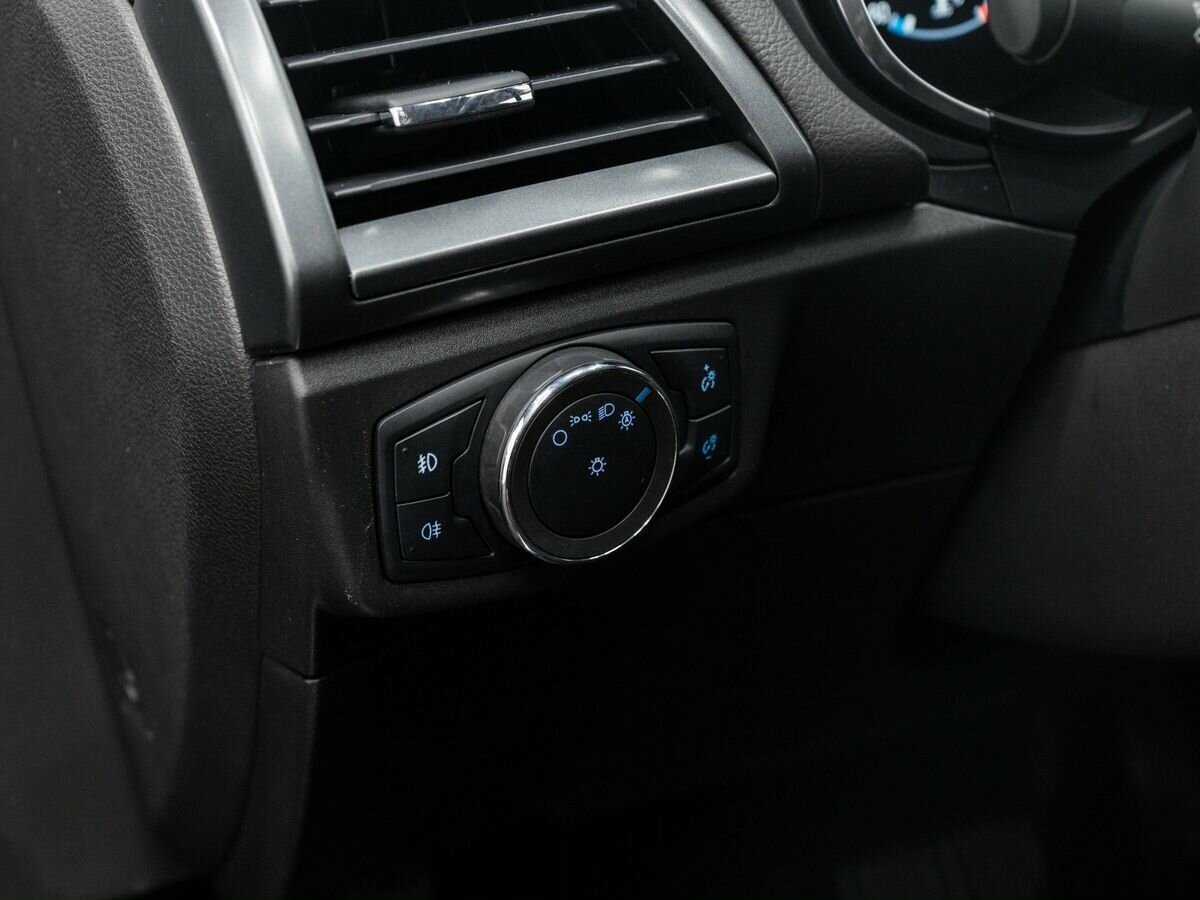 Ford Mondeo, 2017 - Фото №16