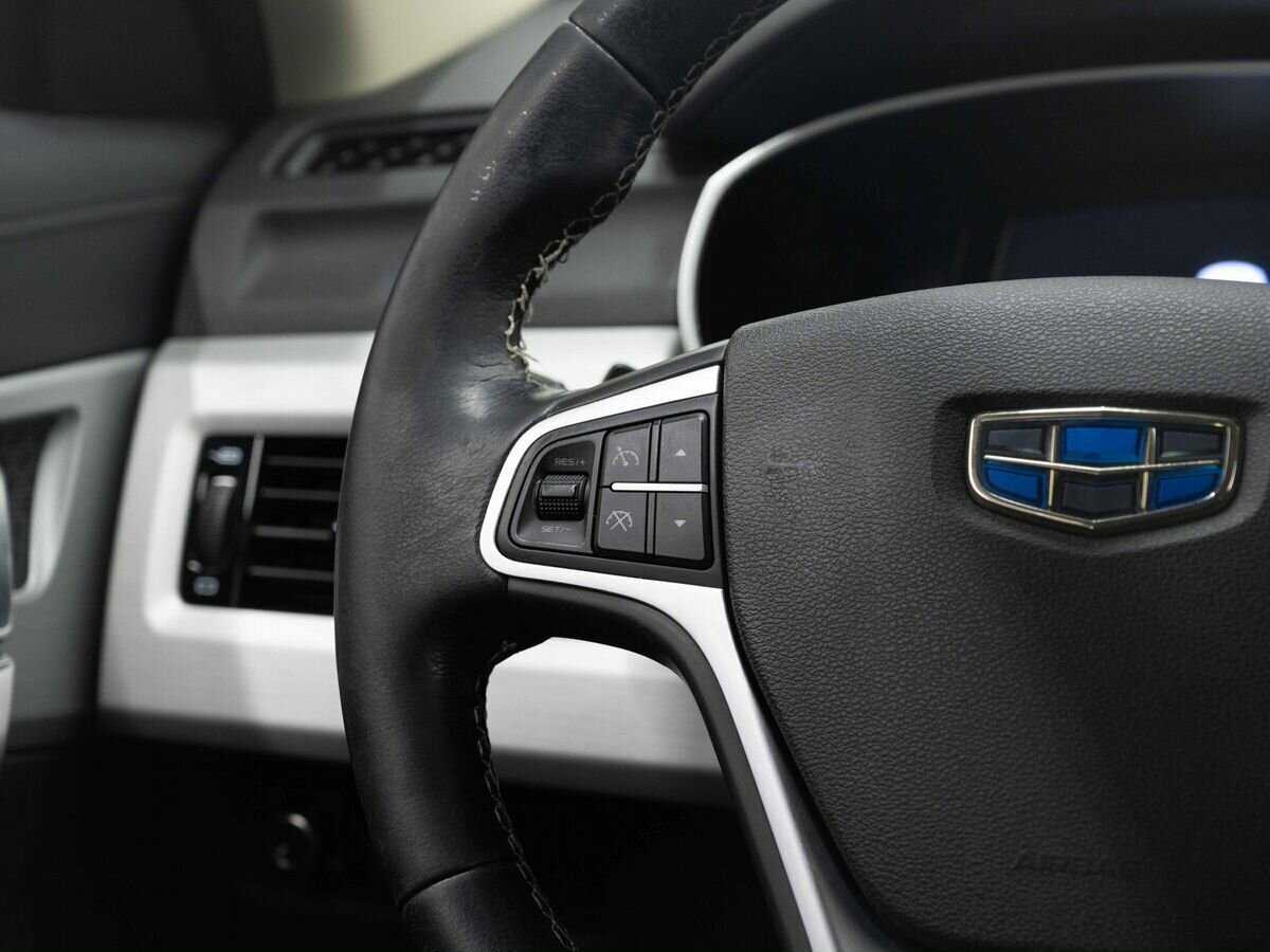 Geely Atlas, 2019 - Фото №17