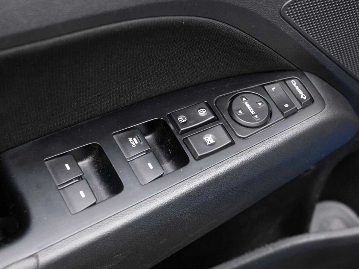 Hyundai Elantra, 2017 - Фото №13