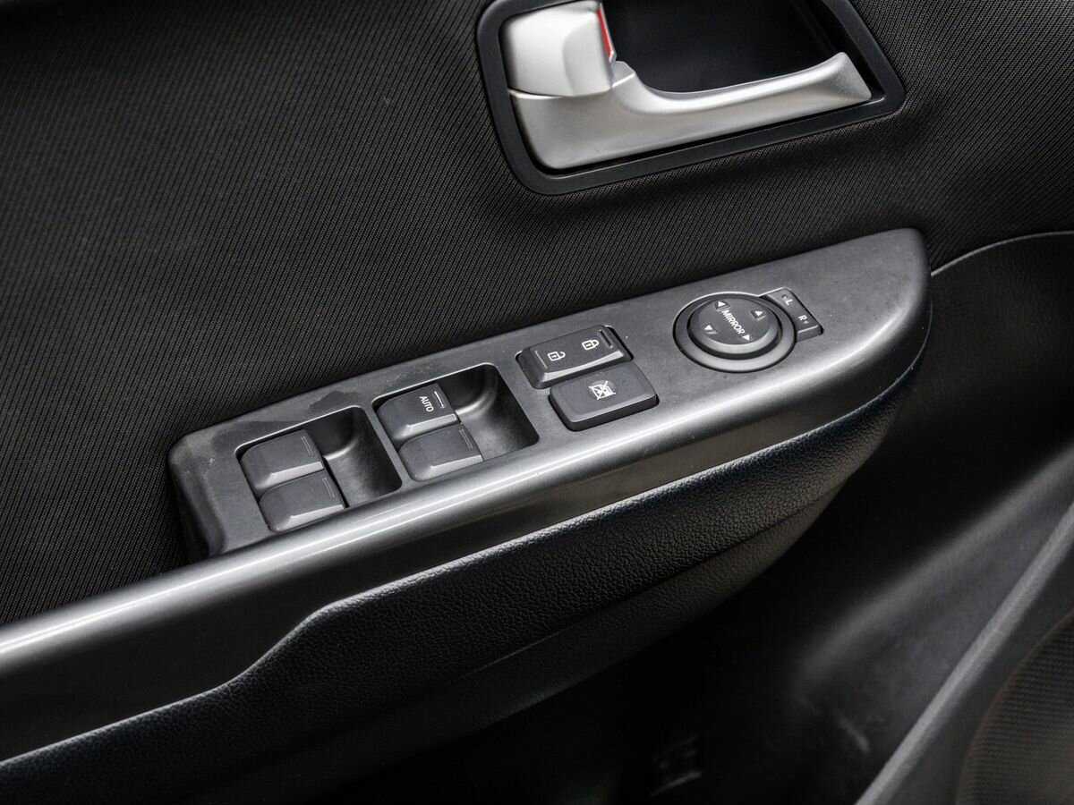 Kia Rio 4-speed, 2012 - Фото №14