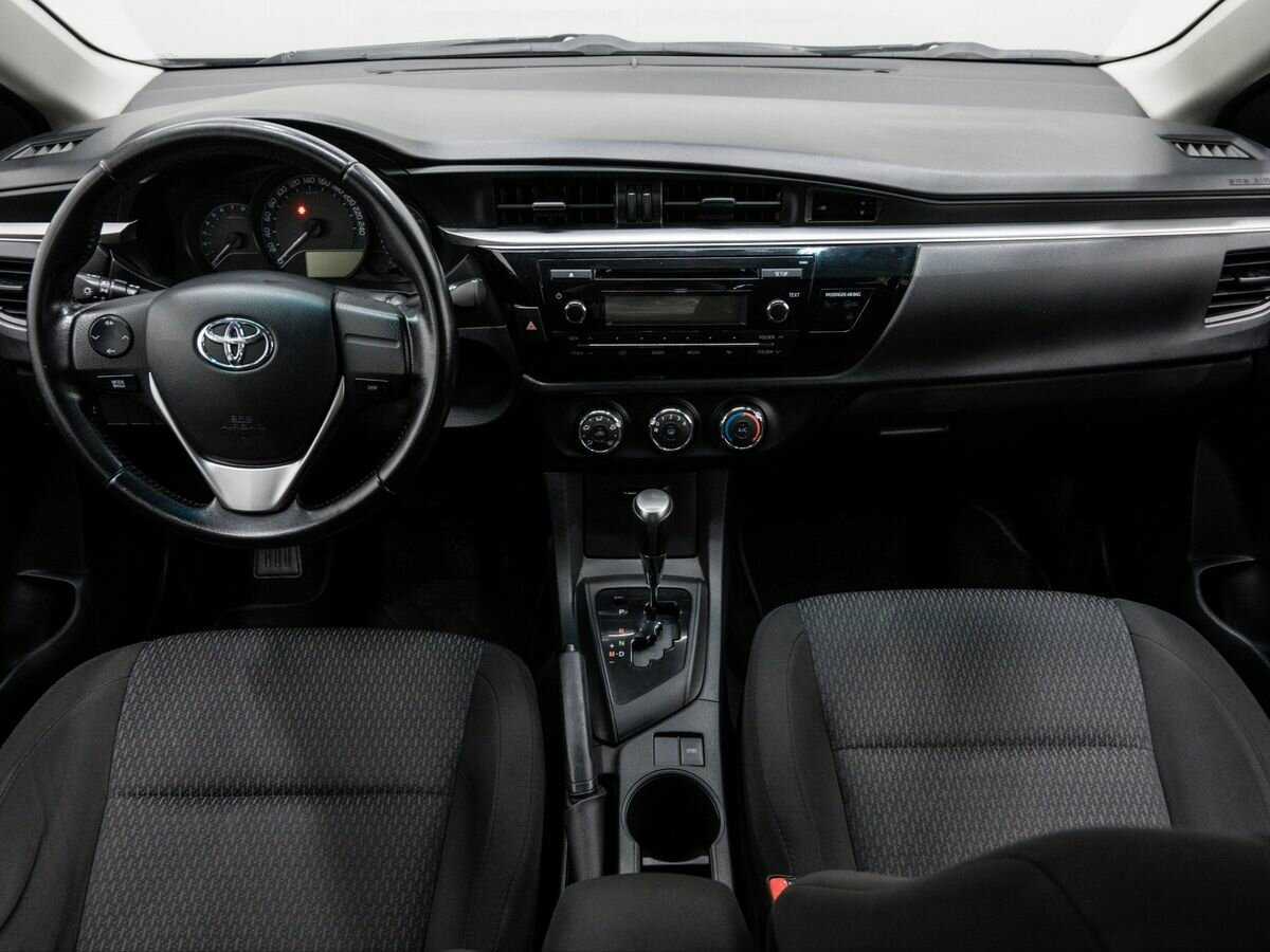 Toyota Corolla, 2015 - Фото №10