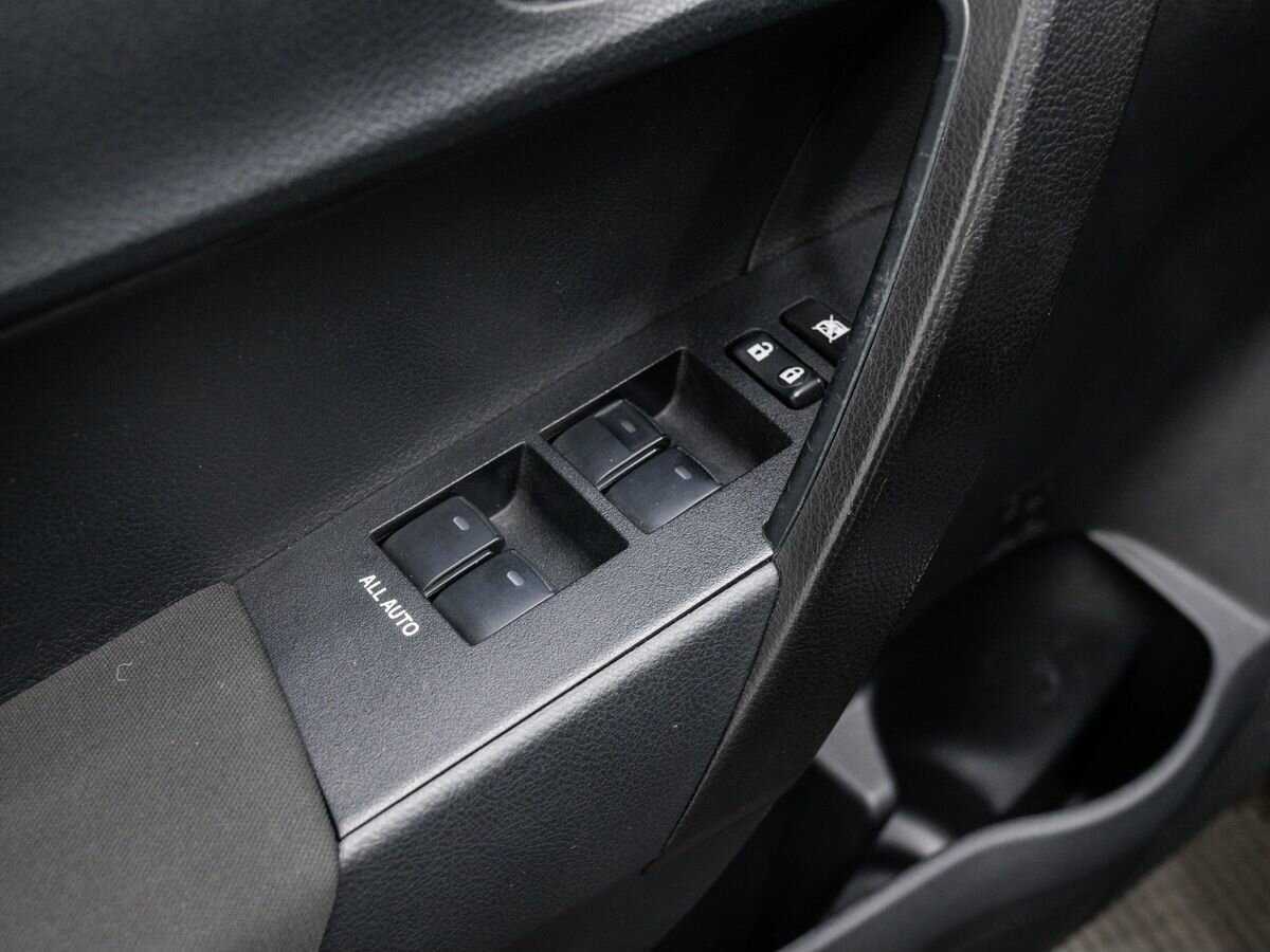 Toyota Corolla, 2015 - Фото №15