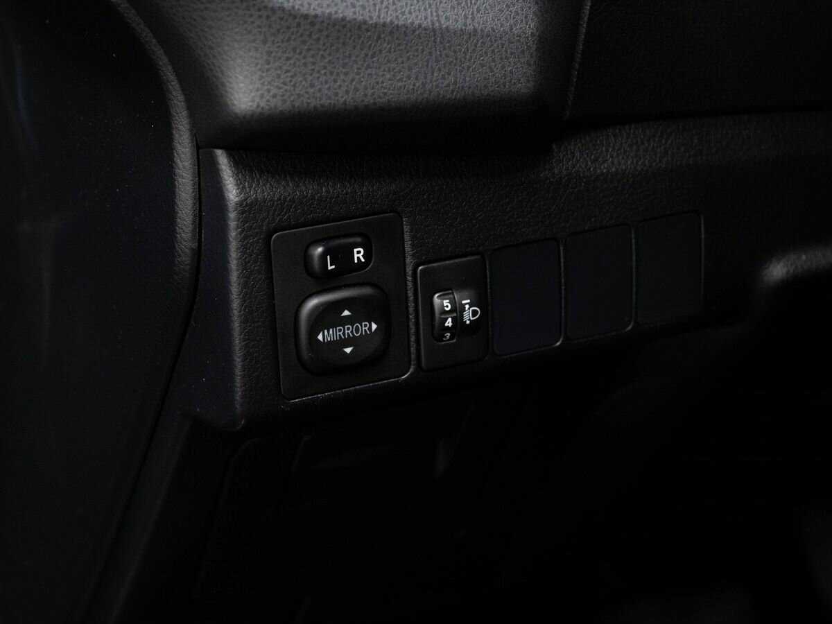 Toyota Corolla, 2015 - Фото №16