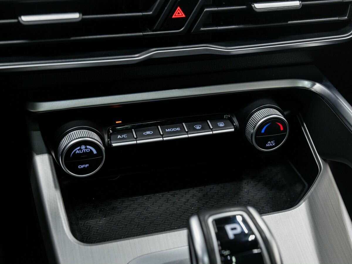 Geely Coolray, 2022 - Фото №20