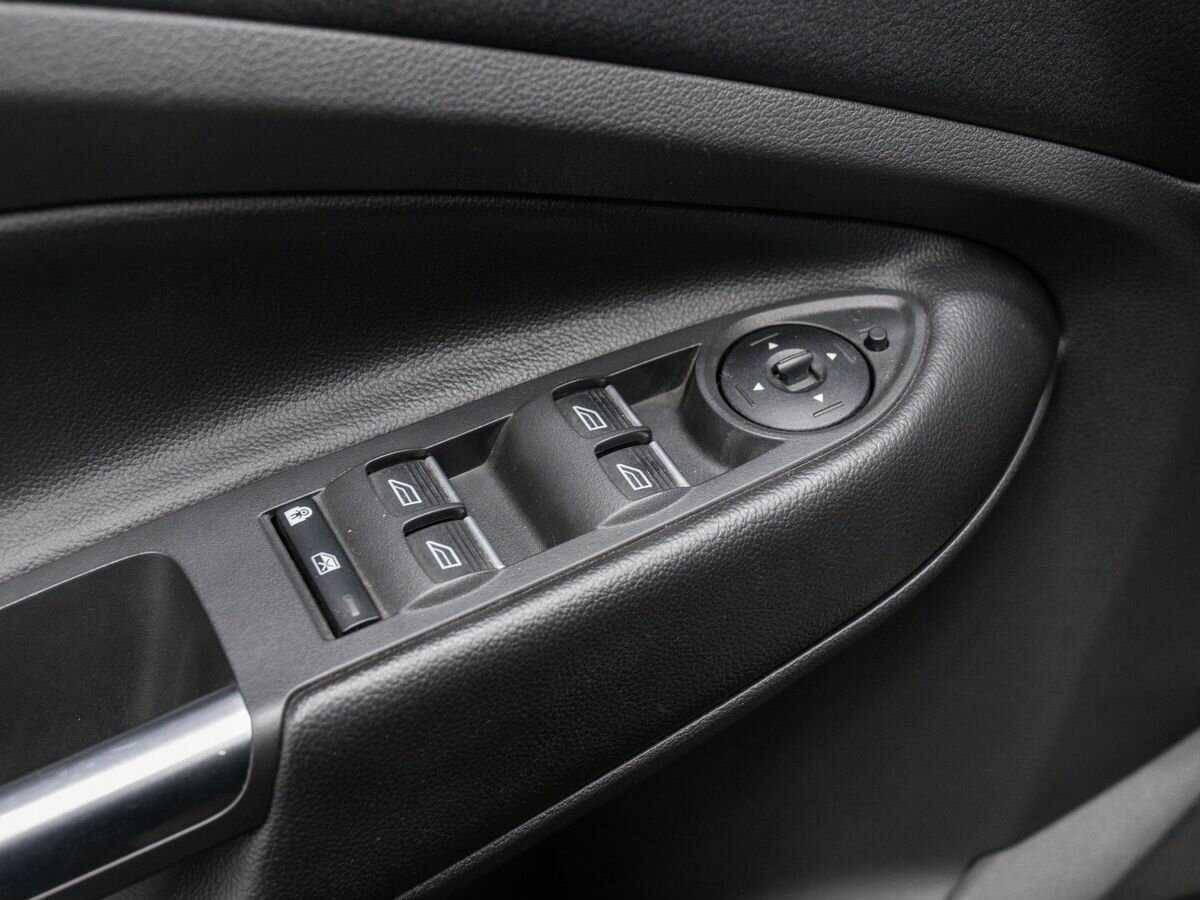 Ford Kuga, 2015 - Фото №12