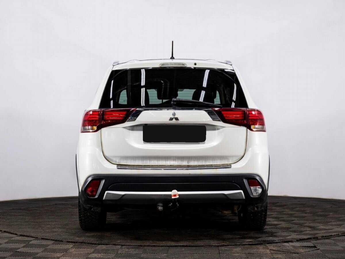 Mitsubishi Outlander, 2015 - Фото №4