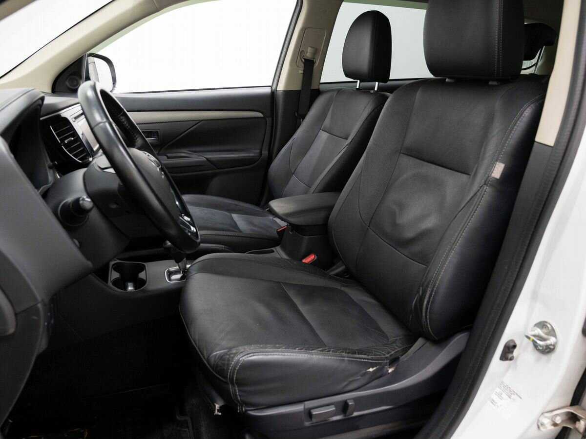 Mitsubishi Outlander, 2015 - Фото №9