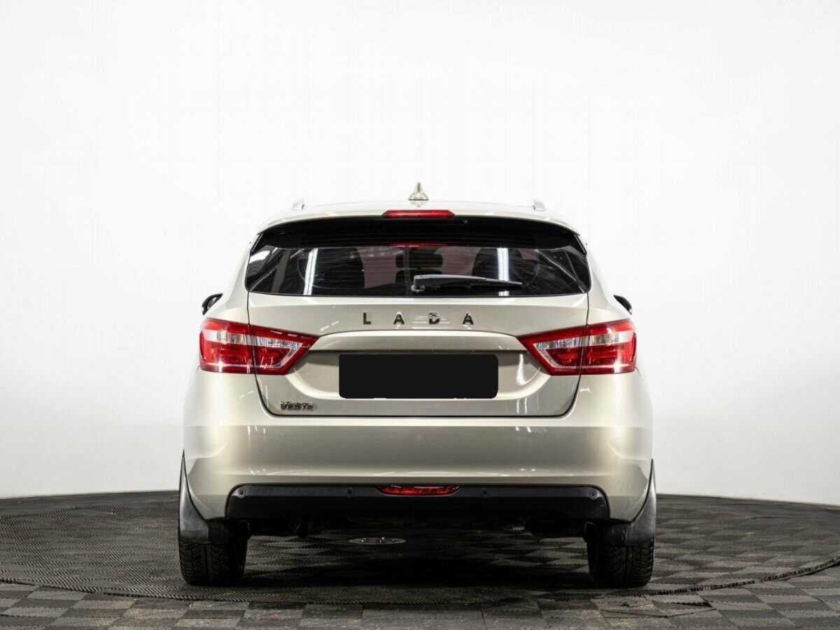 Lada (ВАЗ) Vesta SW, 2019 - Фото №4