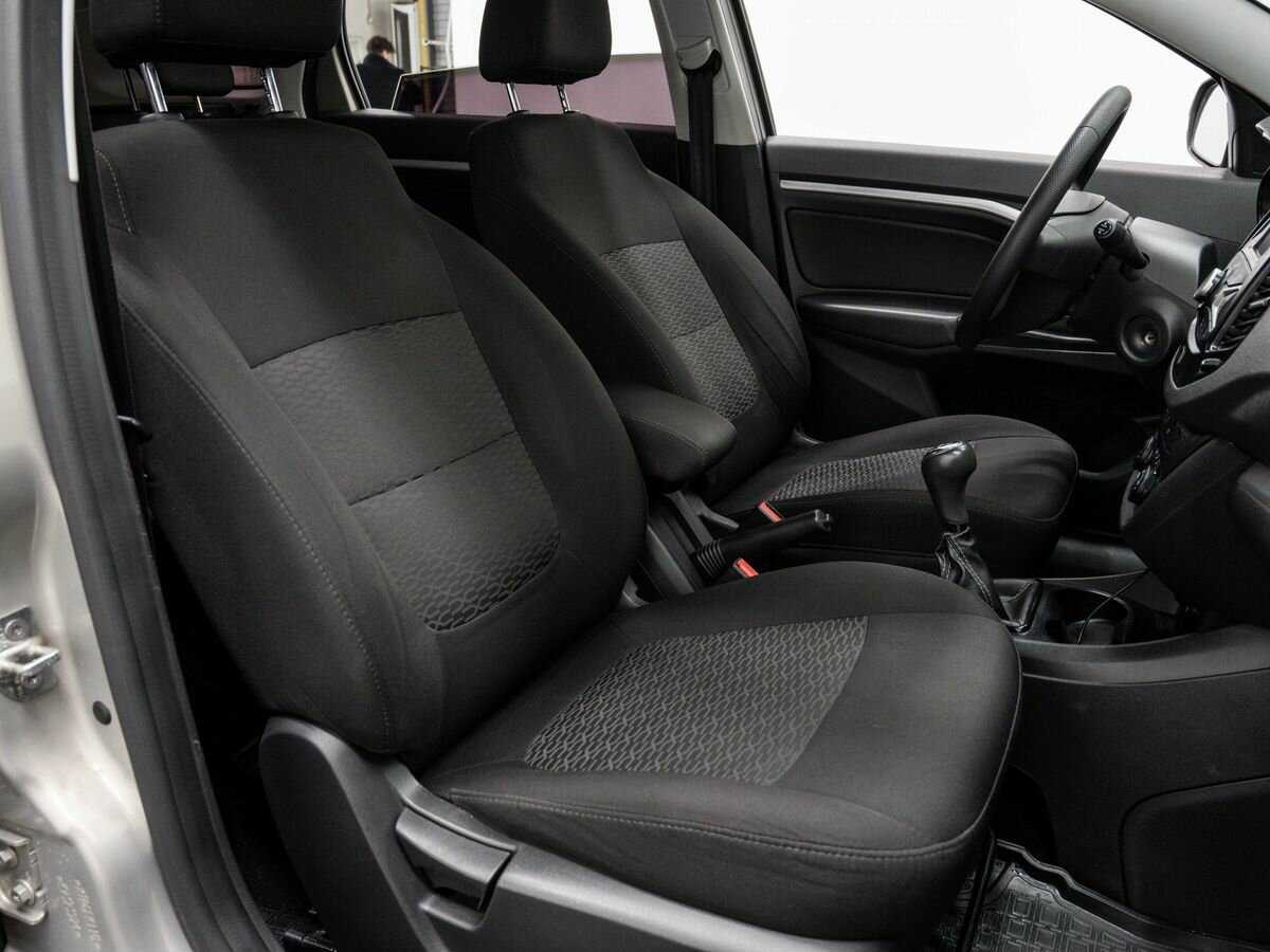 Lada (ВАЗ) Vesta SW, 2019 - Фото №8