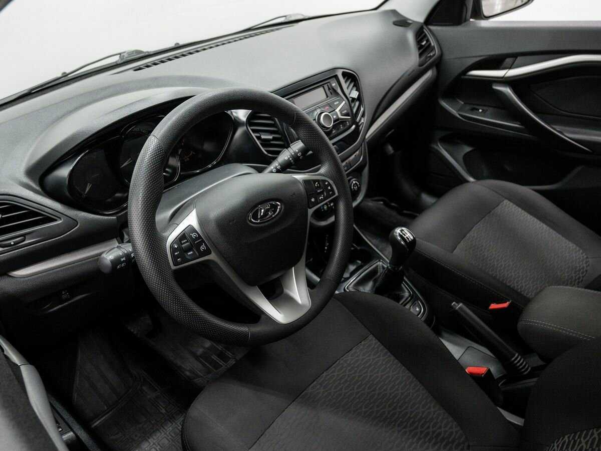 Lada (ВАЗ) Vesta SW, 2019 - Фото №13