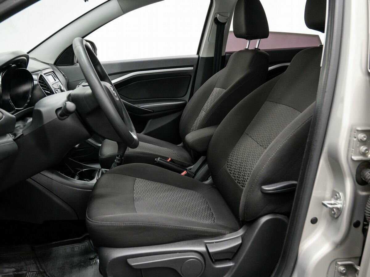 Lada (ВАЗ) Vesta SW, 2019 - Фото №14