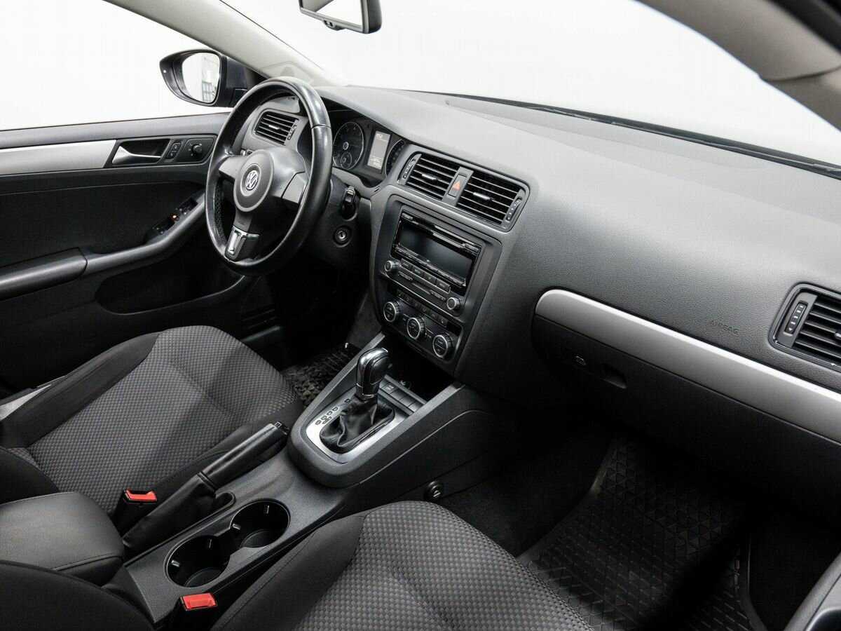 Volkswagen Jetta, 2012 - Фото №7
