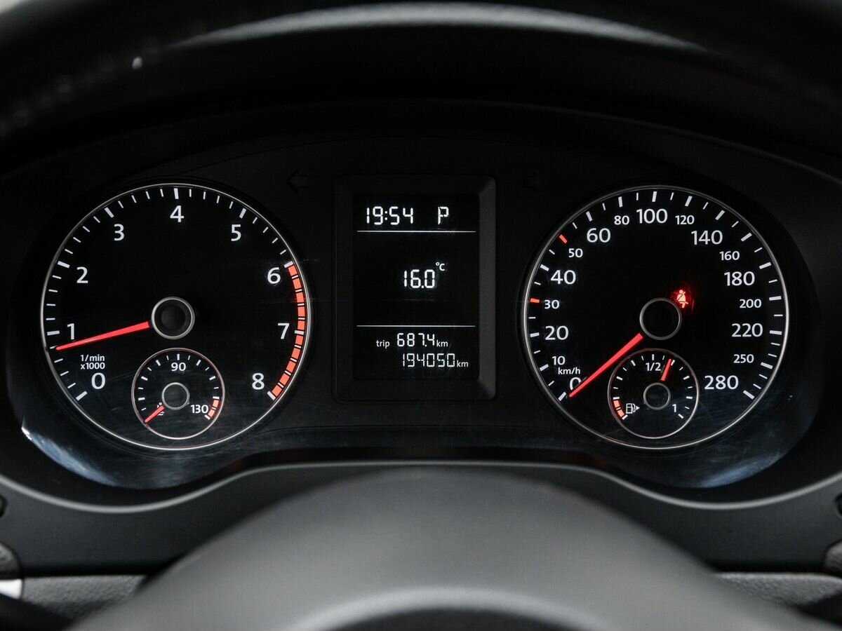 Volkswagen Jetta, 2012 - Фото №19