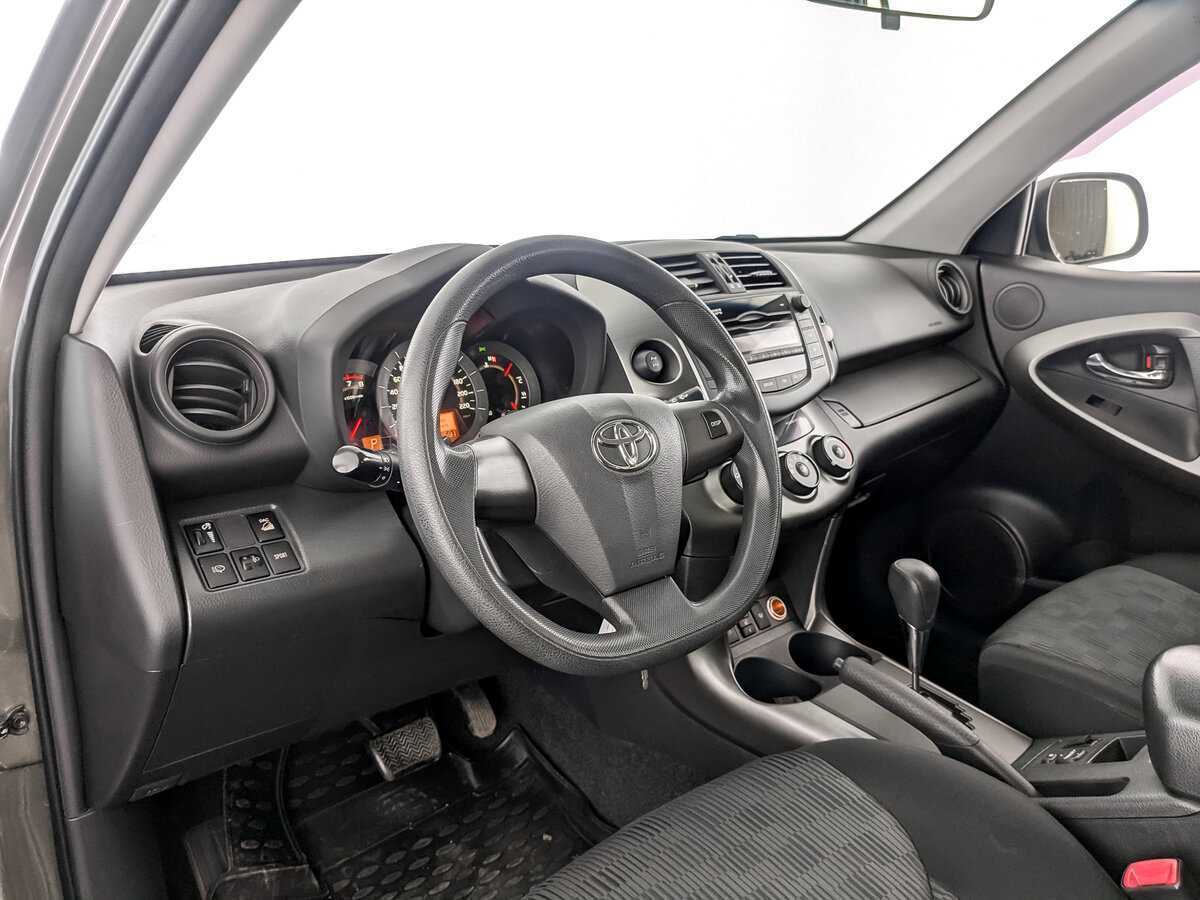 Toyota RAV4, 2012 - Фото №15