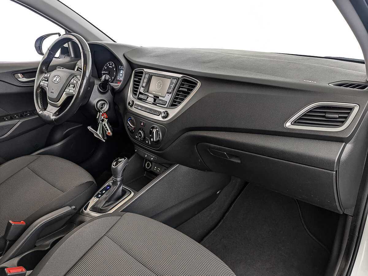 Hyundai Solaris, 2017 - Фото №12