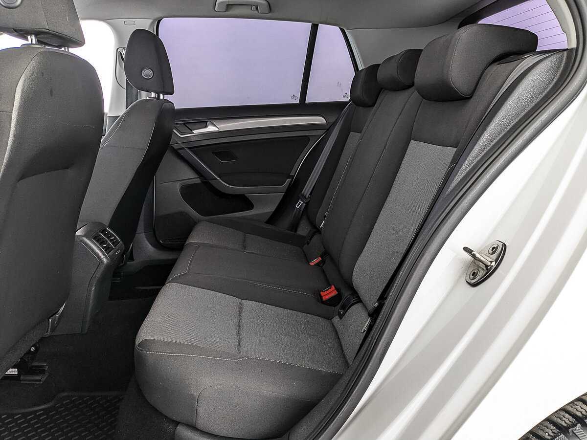 Volkswagen Golf, 2014 - Фото №17