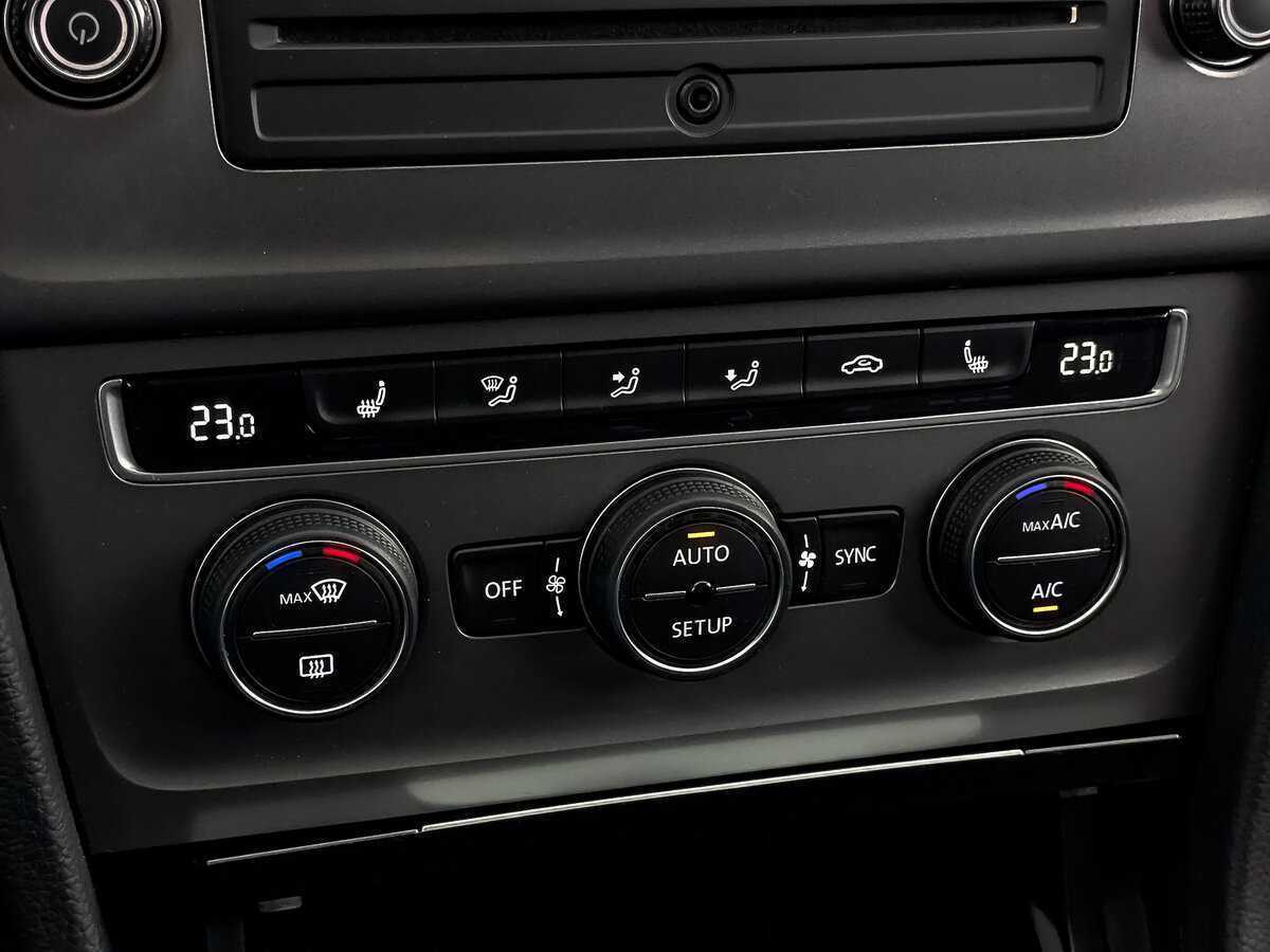 Volkswagen Golf, 2014 - Фото №20