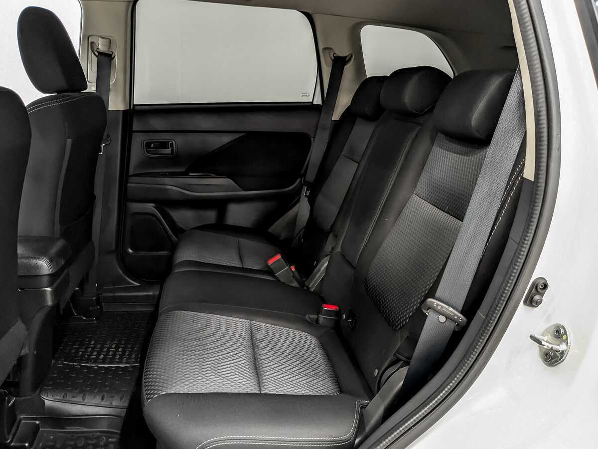 Mitsubishi Outlander, 2015 - Фото №11