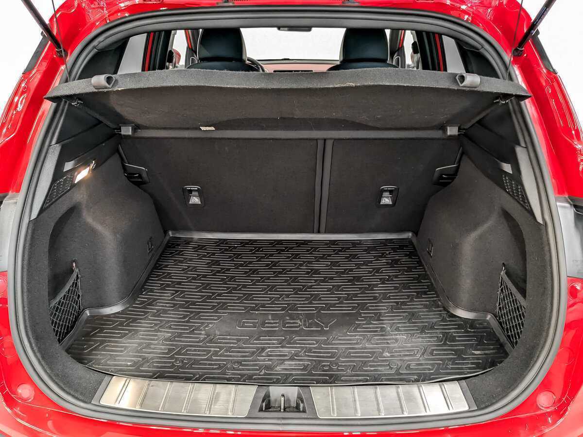 Geely Coolray, 2022 - Фото №9