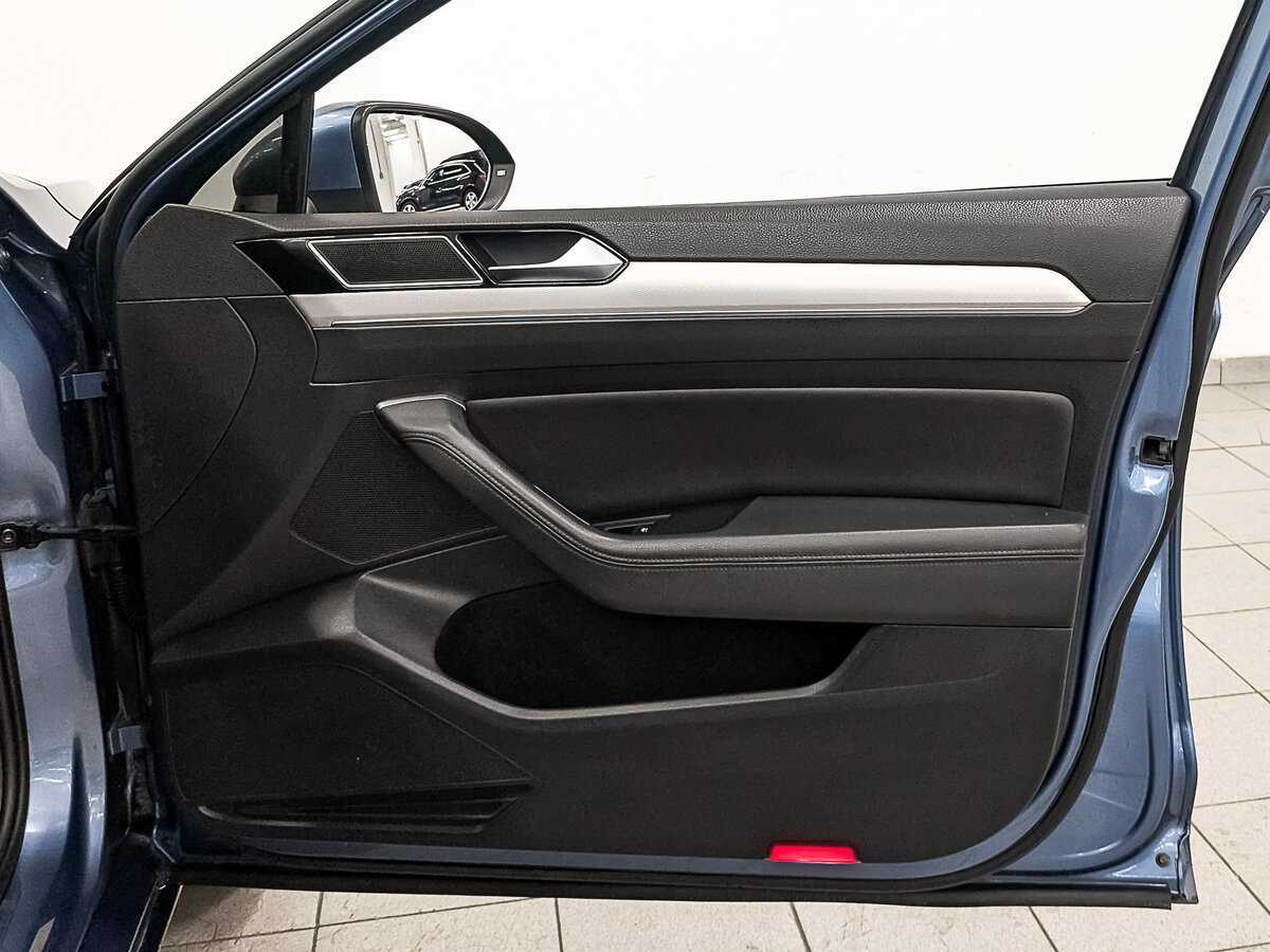 Volkswagen Passat, 2015 - Фото №24