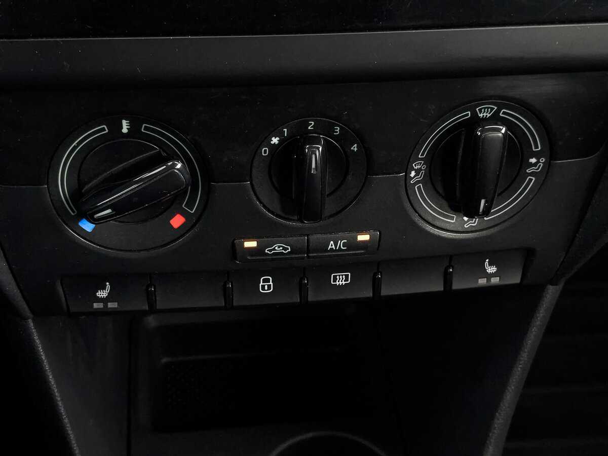 Skoda Rapid, 2017 - Фото №19