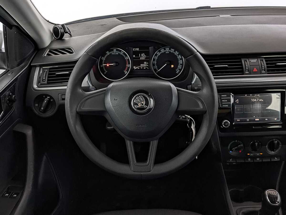 Skoda Rapid, 2017 - Фото №20