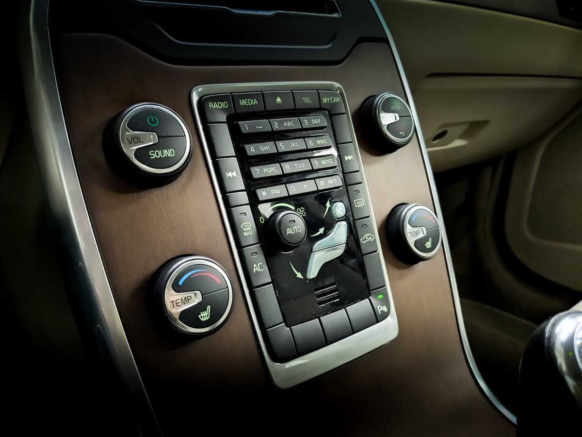 Volvo S80, 2013 - Фото №25