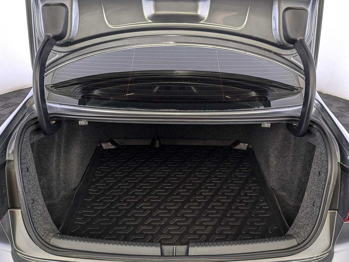 Volkswagen Jetta, 2016 - Фото №9