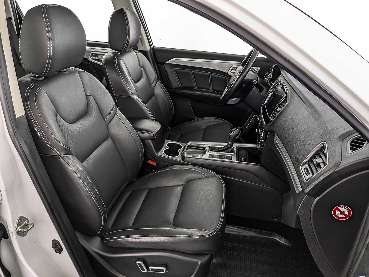 Geely Emgrand X7, 2018 - Фото №20