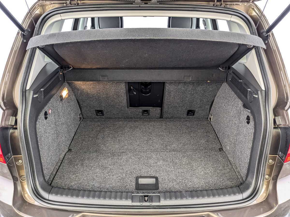 Volkswagen Tiguan, 2016 - Фото №9