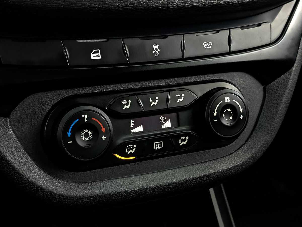 Lada (ВАЗ) Vesta, 2021 - Фото №20