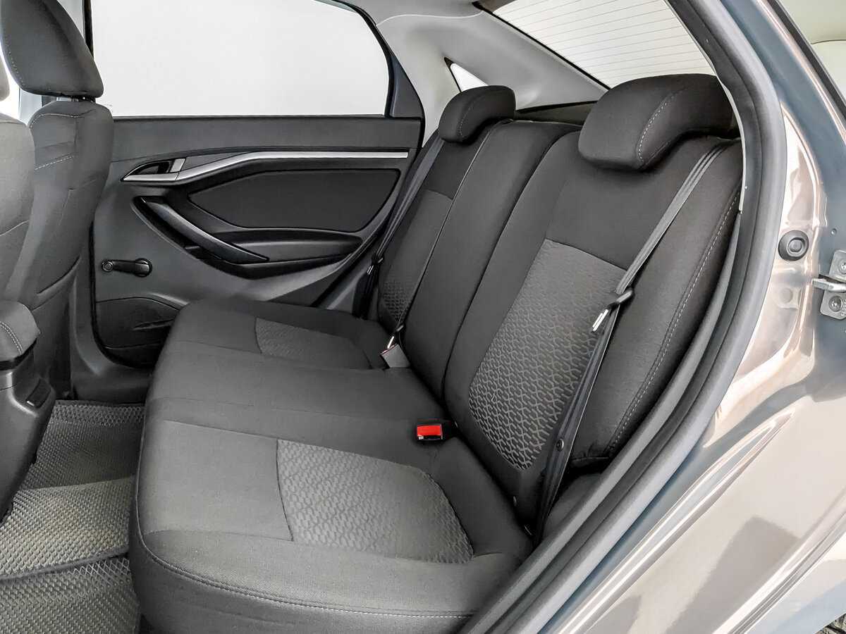 Lada (ВАЗ) Vesta, 2019 - Фото №11