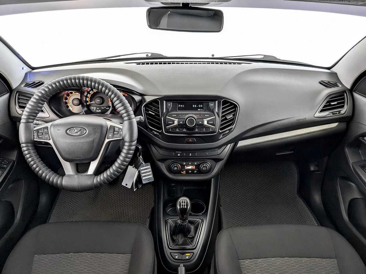 Lada (ВАЗ) Vesta, 2019 - Фото №13