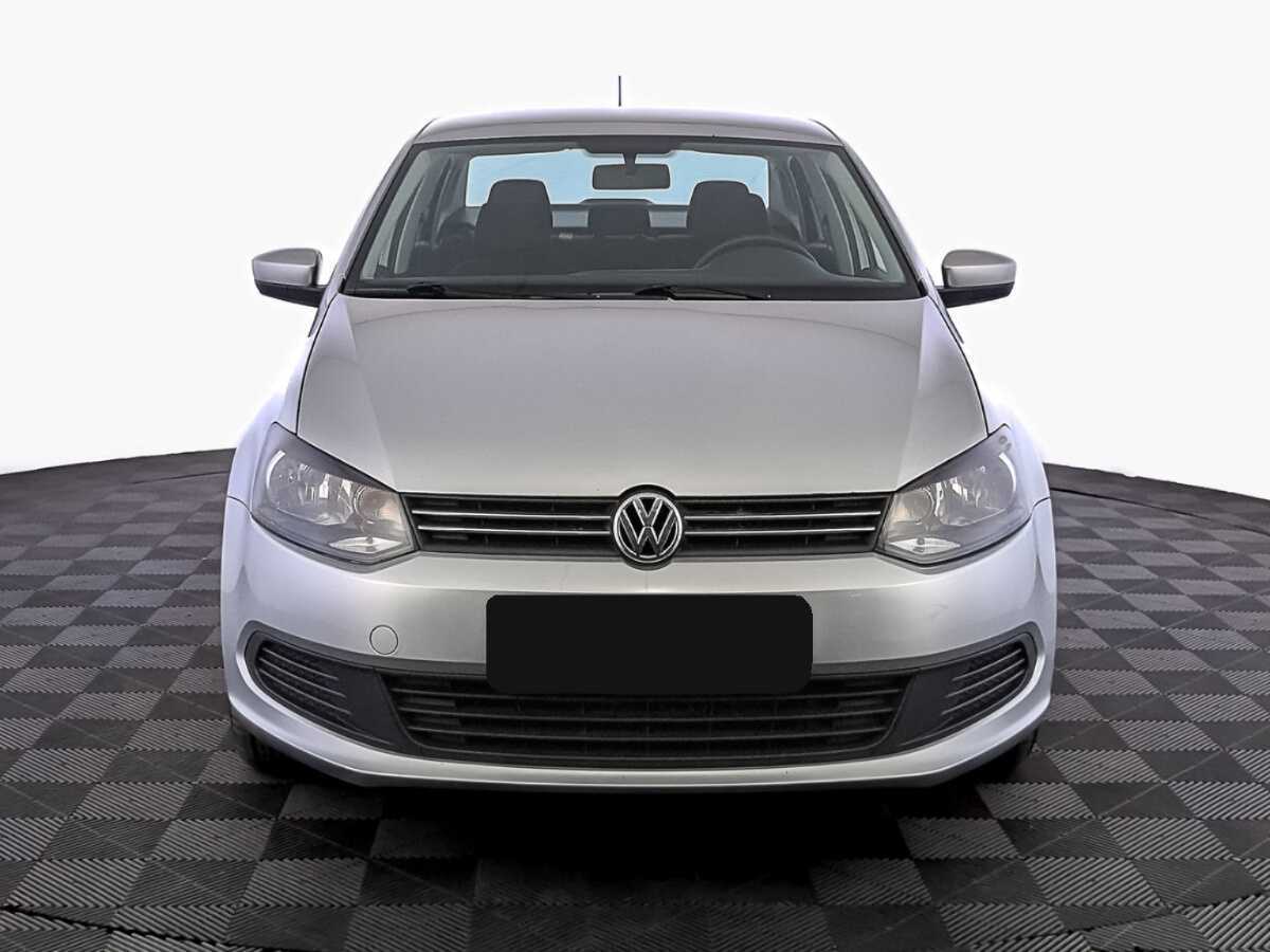 Volkswagen Polo, 2015 - Фото №1