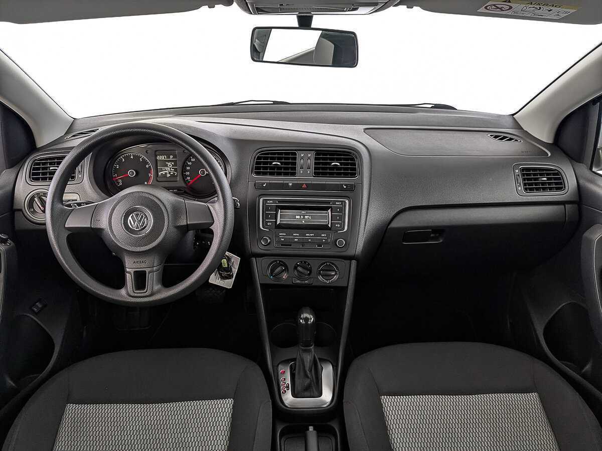 Volkswagen Polo, 2015 - Фото №13