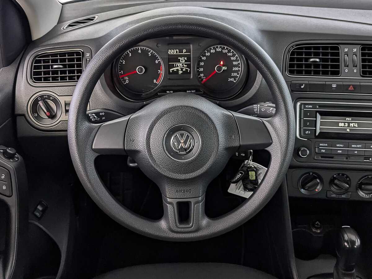 Volkswagen Polo, 2015 - Фото №21