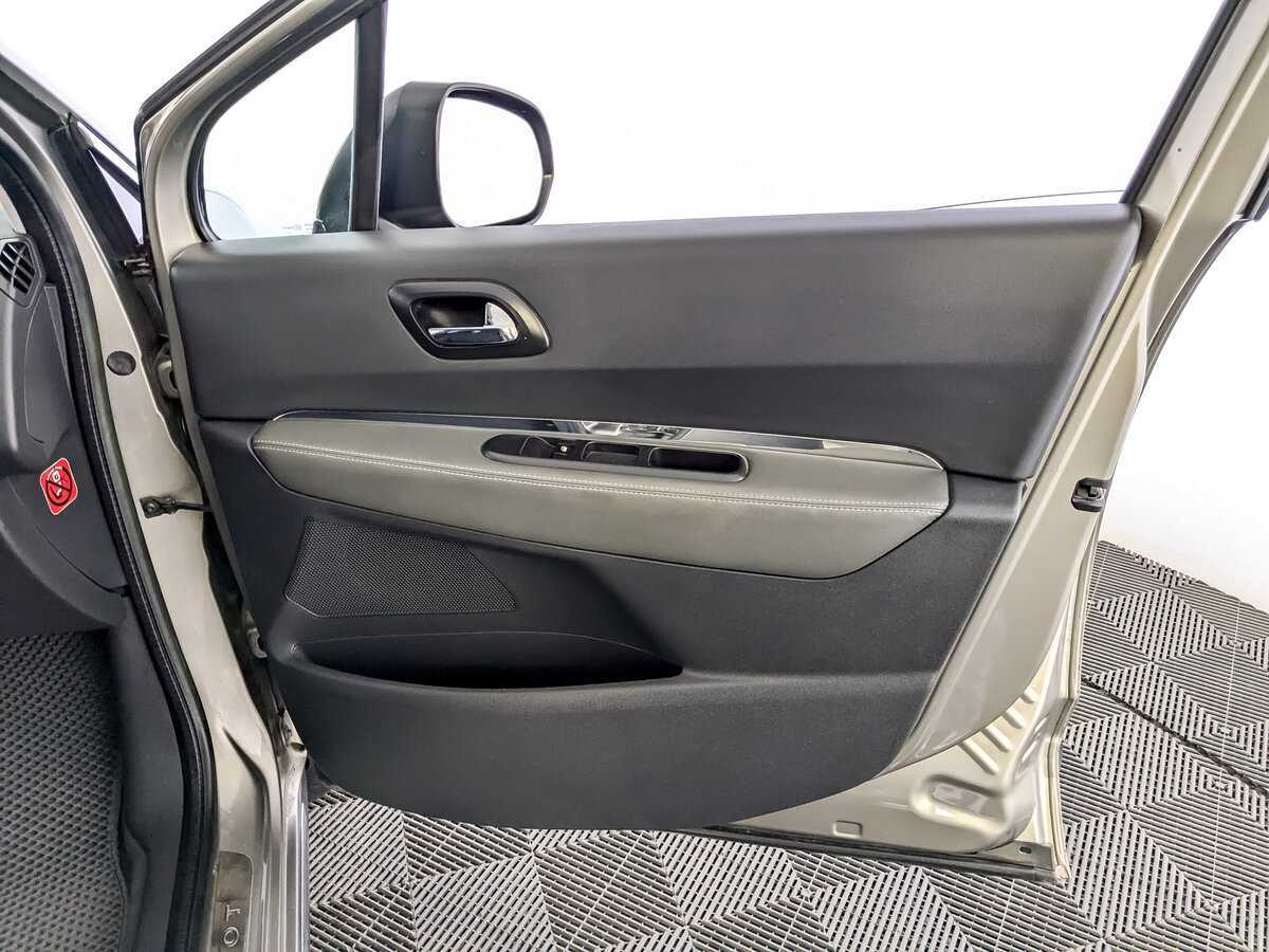 Peugeot 3008, 2012 - Фото №23